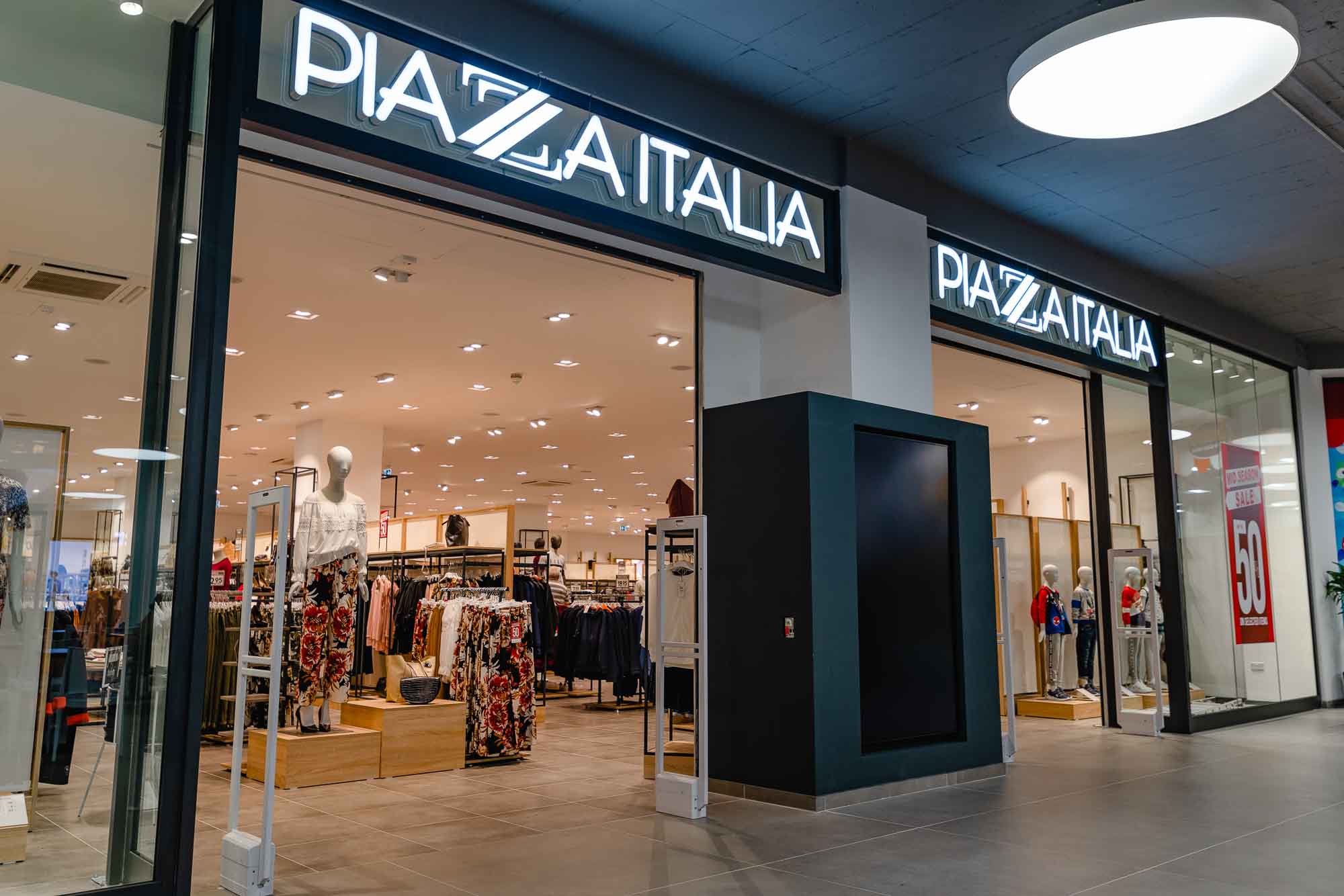 PIAZZA ITALIA Malta - Be the trend! Check out the latest
